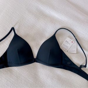 Lululemon Waterside Swim Top C Cup in Navy